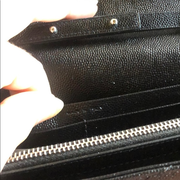 YSL WOC BLACK HW - Picture 5 of 8